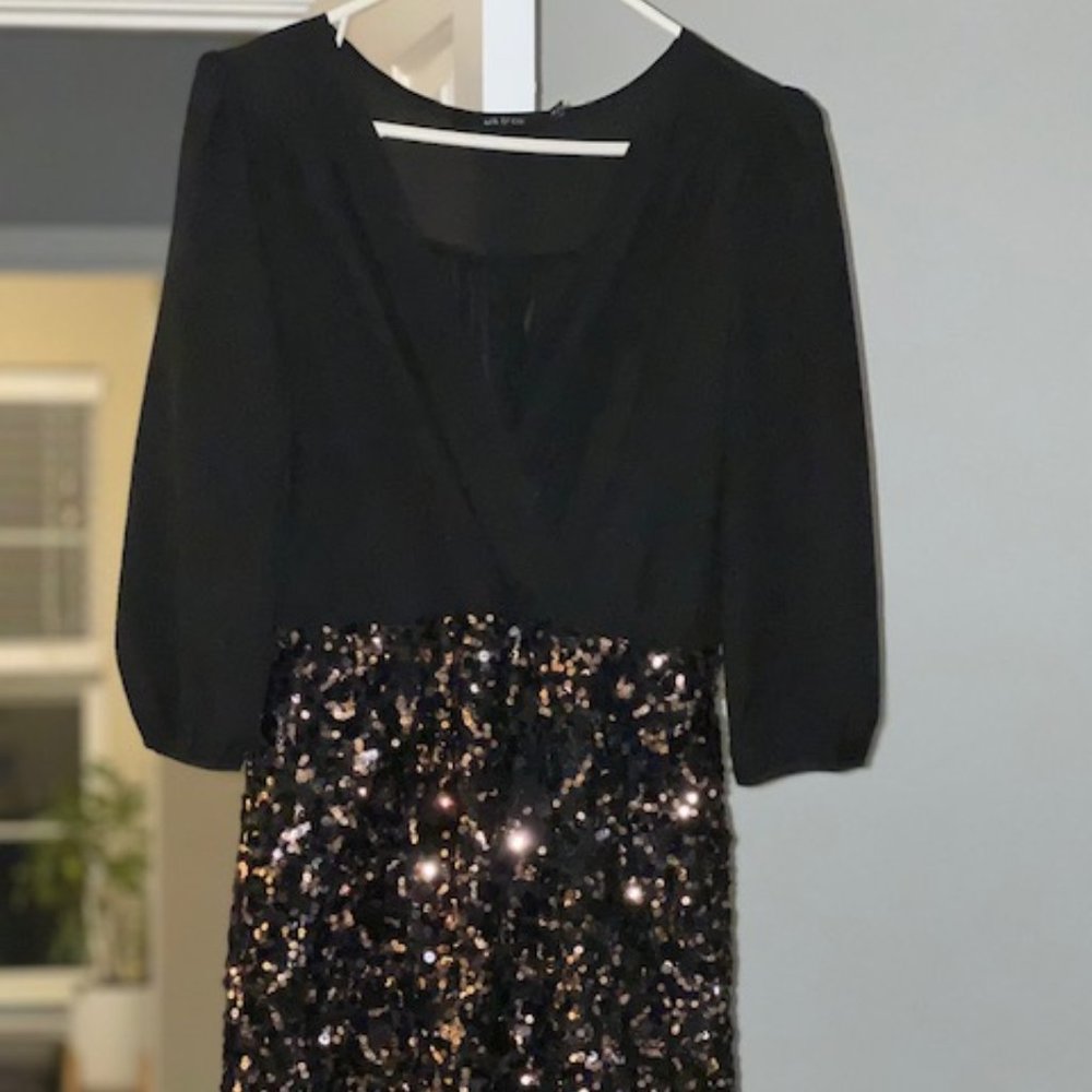 Ark & Co Long-Sleeve Sequined Dress - Size M